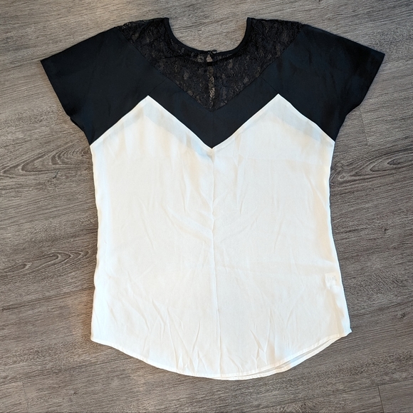 Ann Taylor Blouse - Picture 4 of 6